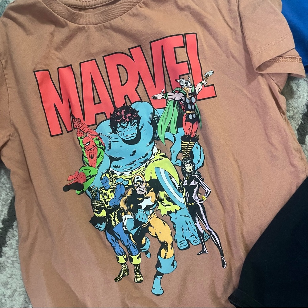 Boys t-shirt lot of 5, size 6/7 - Picture 2 of 5